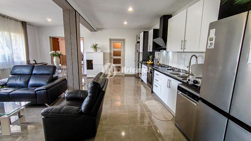 Foto c336a3e2-a7c8-4e40-ac9d-635c374b4799. Casa a Almoster