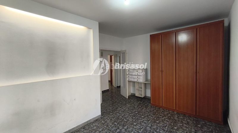 Foto 8d8e47e4-b4f9-4db9-a111-6c9bd11308ea. Casa amb calefacció a Ponent Reus