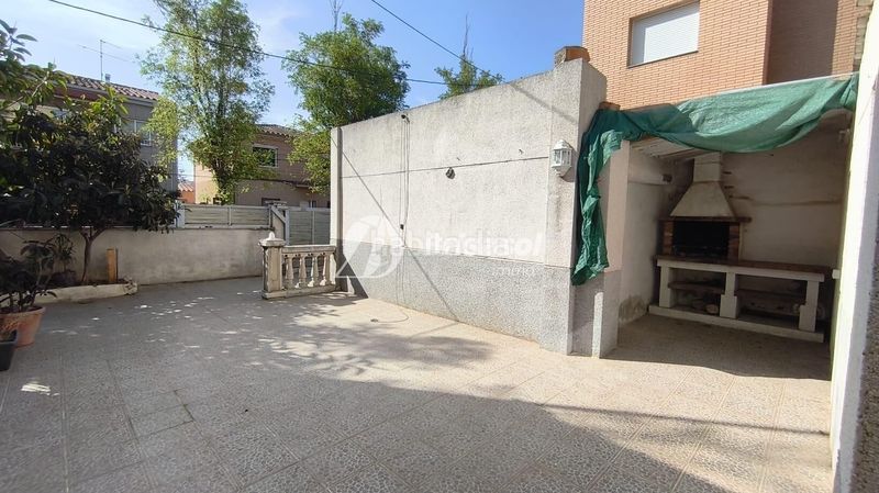 Foto ea9ecaab-fbf9-42ed-ac2b-da6dfb18222b. Casa amb calefacció a Ponent Reus