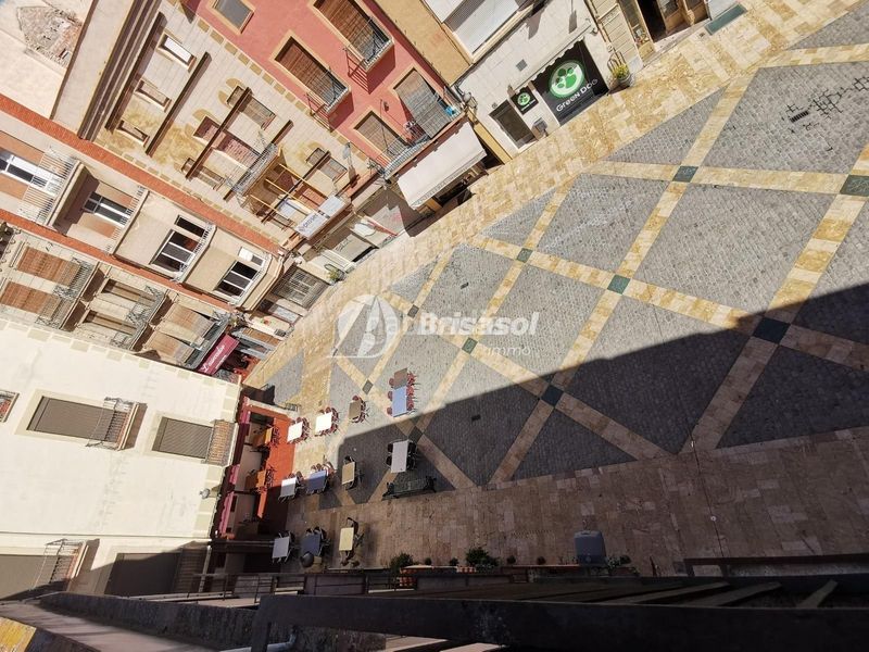 Foto 5986c058-fc86-4809-ba12-a7294d732fbc. Àtic a Centre Reus
