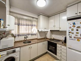 Etagenwohnung in Llevant. Reuspiso en venta de 4 habitaciones zona horts de miró