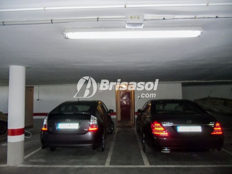 Foto 357d6574-9ef4-4f70-87b1-51a7c9c99346. Apartament amb aparcament a pla de maset - cap de Salou Salou