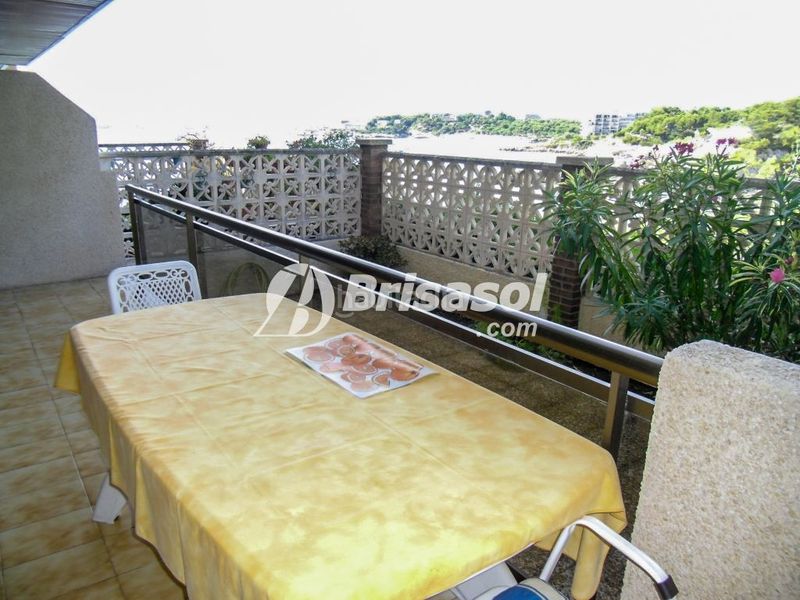 Foto 9b6c7dc6-2c95-485c-bcd1-dec6ef4c923e. Apartament amb aparcament a pla de maset - cap de Salou Salou