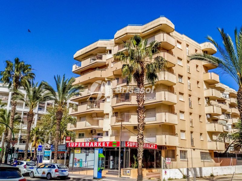Foto bc0e6c3c-aa5d-4a75-a567-6a6e0d66f67a. Aparcament cotxe a Mar i Camp - Platja dels Capellans Salou