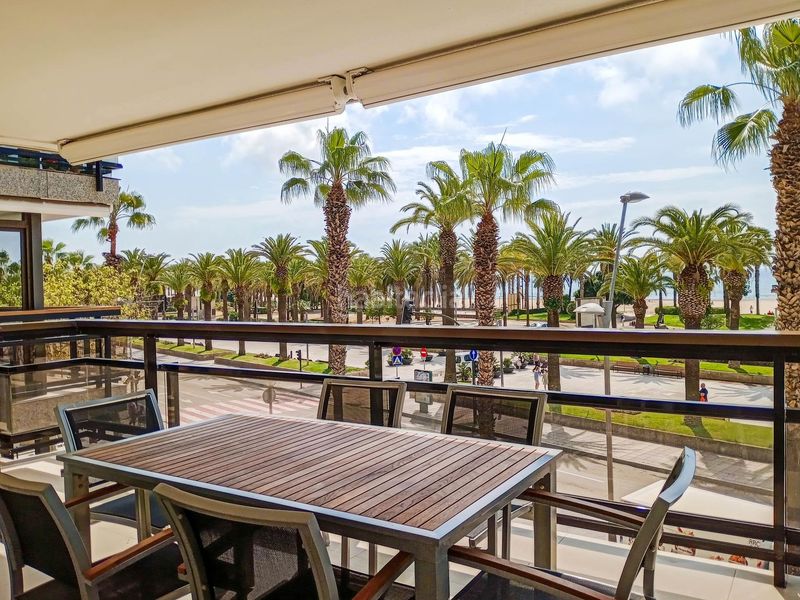Foto 4bb377e9-b862-40c0-9370-d5beae3289a4. Pis amb calefacció piscina a Platja de Llevant Salou
