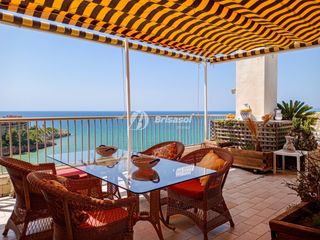 Àtic a Mar i Camp - Platja dels Capellans. Salou   ático en primera línea de playa capellans.