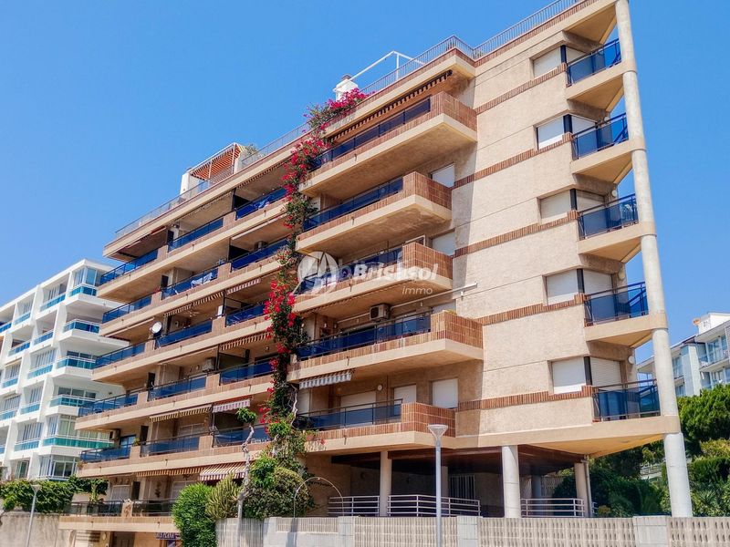 Foto c8034b1d-6b63-4cb0-9fad-adb0ce279f5d. Àtic amb aparcament piscina a Mar i Camp - Platja dels Capellans Salou