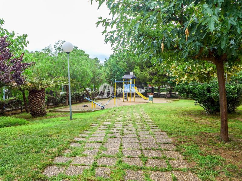 Foto 698a67b1-0426-4a70-b2c8-d10d647d9e1d. Apartament amb aparcament piscina a pla de maset - cap de Salou Salou