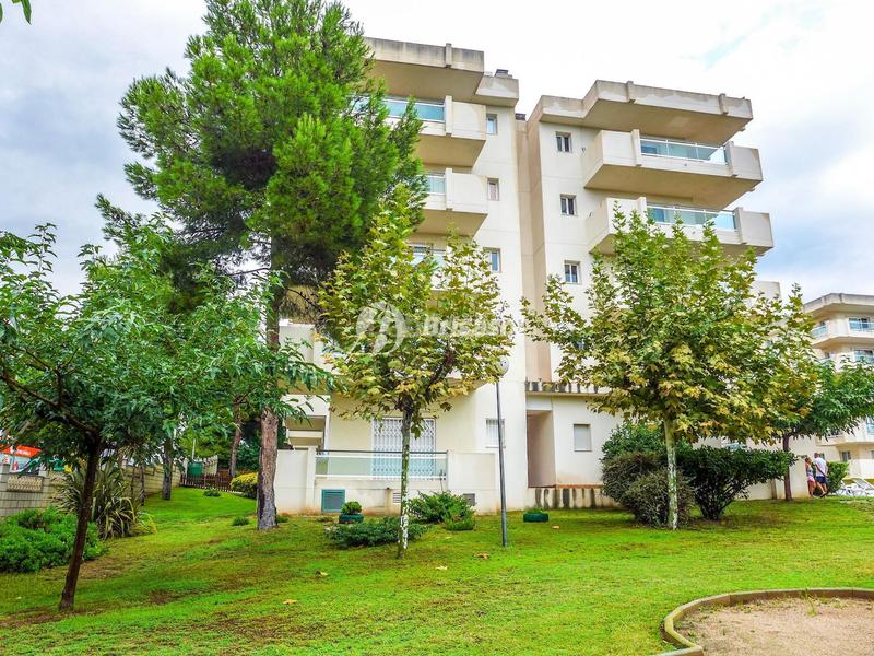 Foto ddccbfe0-d529-4957-9616-e34f1532156a. Apartament amb aparcament piscina a pla de maset - cap de Salou Salou