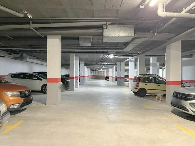 Foto d1e2180d-0afc-4e0d-81d0-3d4a5939fed3. Pis amb aparcament piscina a Mar i Camp - Platja dels Capellans Salou