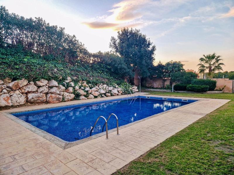 Foto 15b8fba7-8788-427f-8449-d032f387d2f5. Duplex con riscaldamento parcheggio piscina in pla de maset - cap de Salou Salou