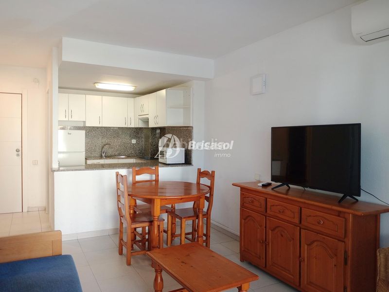 Foto 4dcef1d9-bdfe-4dd4-887b-40f8d73c7802. Apartamento  con piscina comunitaria y licencia turistica en Salou