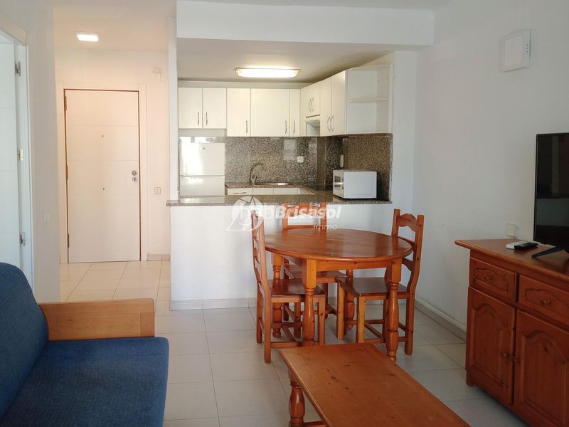Foto d449cb4c-8a37-4ab1-a290-3b3c91df785f. Apartamento  con piscina comunitaria y licencia turistica en Salou