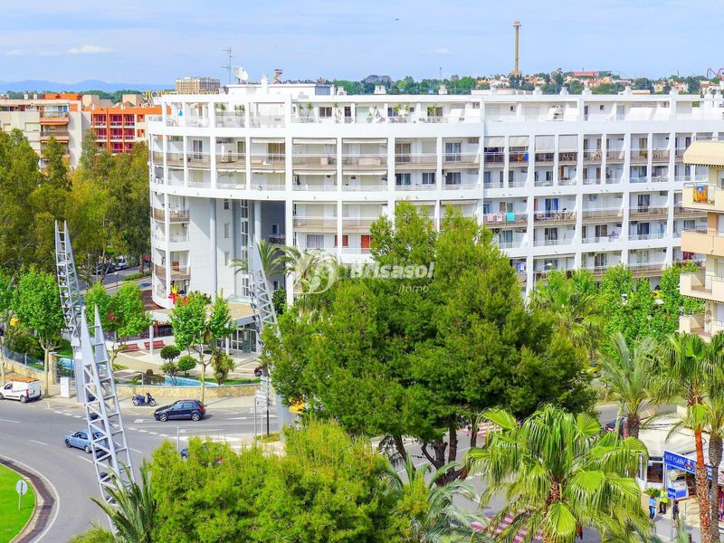 Foto dfd371cb-815b-4821-aa66-65adc905bbd6. Apartamento  con piscina comunitaria y licencia turistica en Salou