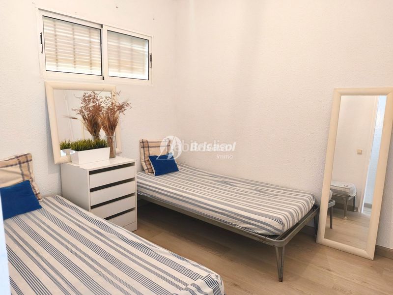 Foto 4381591b-47e5-42e5-9cc8-32fb7388ee96. Apartament amb piscina a Mar i Camp - Platja dels Capellans Salou