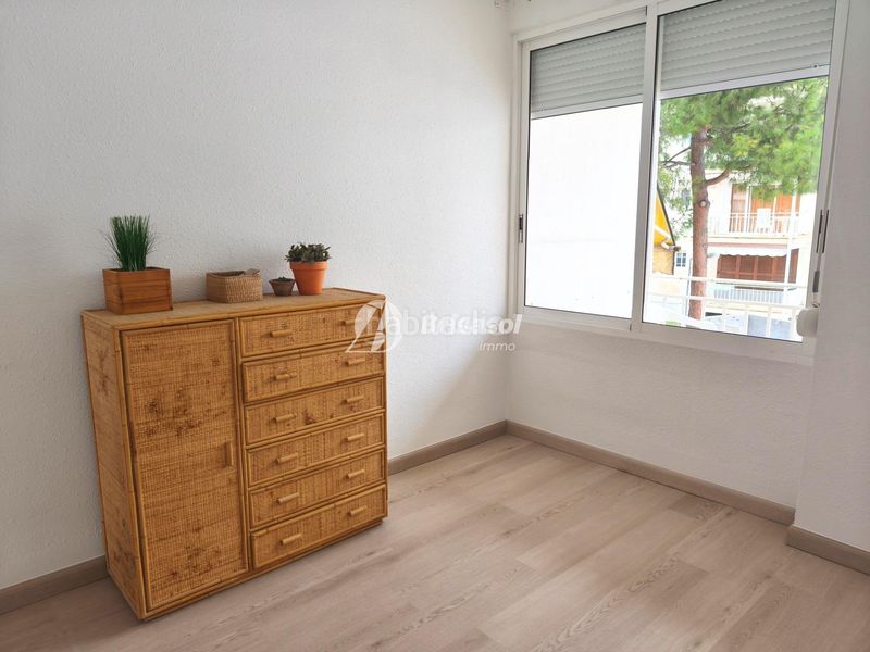 Foto 517ca169-232e-4c83-ba3b-1587b26959a2. Apartament amb piscina a Mar i Camp - Platja dels Capellans Salou