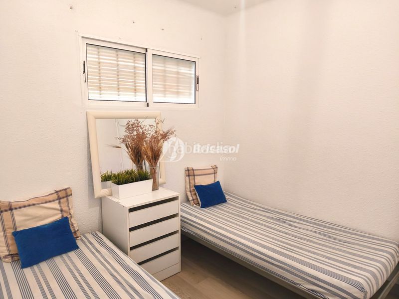 Foto bb159d17-04e8-4e07-97b1-9d0fa4899f92. Apartament amb piscina a Mar i Camp - Platja dels Capellans Salou