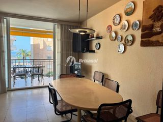 Flat  Carrer de brussel�les. Tenemos un hogar para su familia junto al mar.