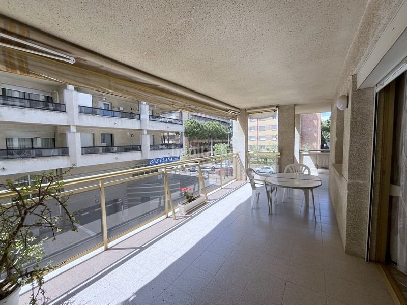 Foto af393046-731a-410c-923b-668ad4cd9db9. Pis amb piscina a Mar i Camp - Platja dels Capellans Salou
