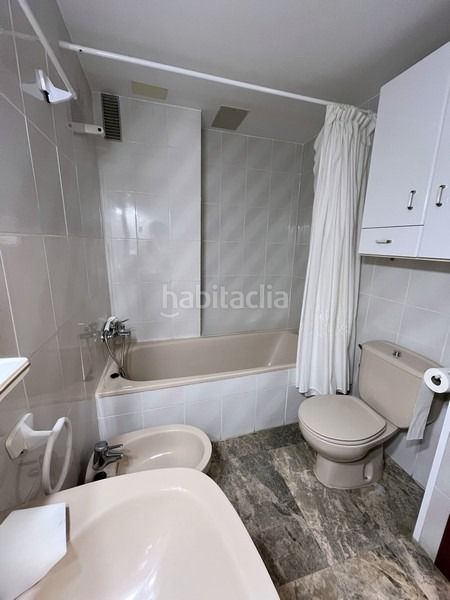 Foto d78bccad-bd56-4093-a65e-1630dde4f85b. Pis amb piscina a Mar i Camp - Platja dels Capellans Salou