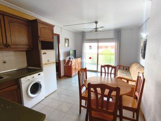 Appartement à Platja de Llevant. Apartamento con licencia turística a 300m de la playa en zona tr