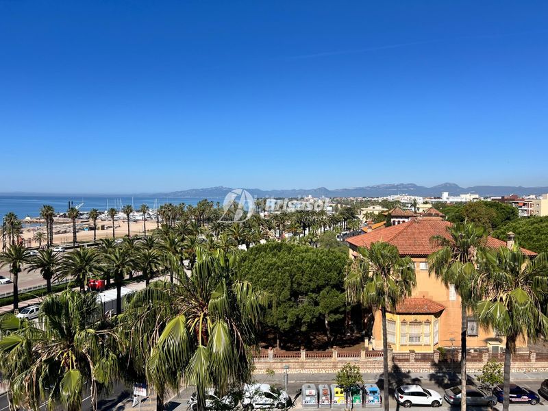 Foto a89233a5-6a8d-4c77-af95-e4685b78b8c7. Pis amb piscina a Platja de Llevant Salou