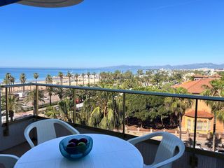 Pis a Platja de Llevant. Apartamento con licencia turística en primera línea y vistas al