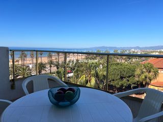 Flat in Platja de Llevant. Apartamento con licencia tur�stica en primera l�nea y vistas al