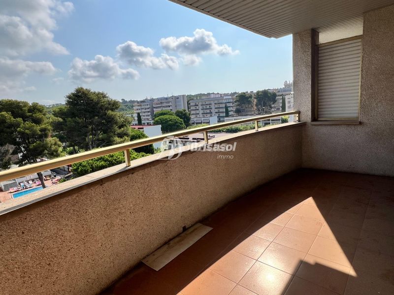 Foto 5f732d37-95b4-45cc-9cbd-7c19198b9bc2. Apartamento  para reformar con zona comunitaria y a pocos minutos de la playa. en Salou