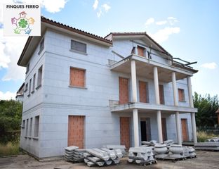 Chalet en Carrer mestral. Casa a reformar en els turons - l'ametlla del vallés
