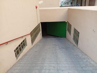Parking voiture à Calle pradilla 41. Garaje en carolinas