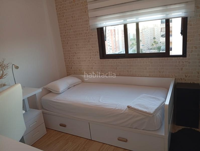 Foto 68b30ec7-41fb-4412-b122-0c64a53ab175. Rent flat with heating parking pool in Albufereta Alicante