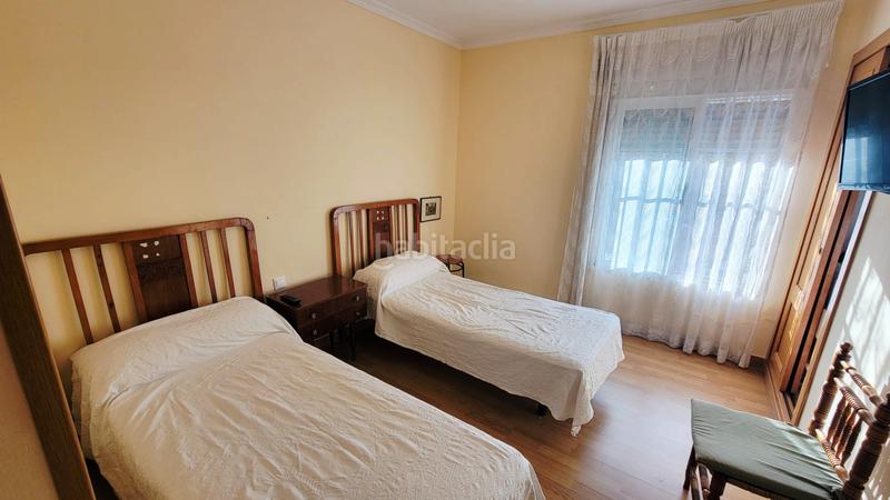 Foto a06281f0-429f-49f6-be61-c727aafd3d00. Planta baja en Juan XXIII Alicante