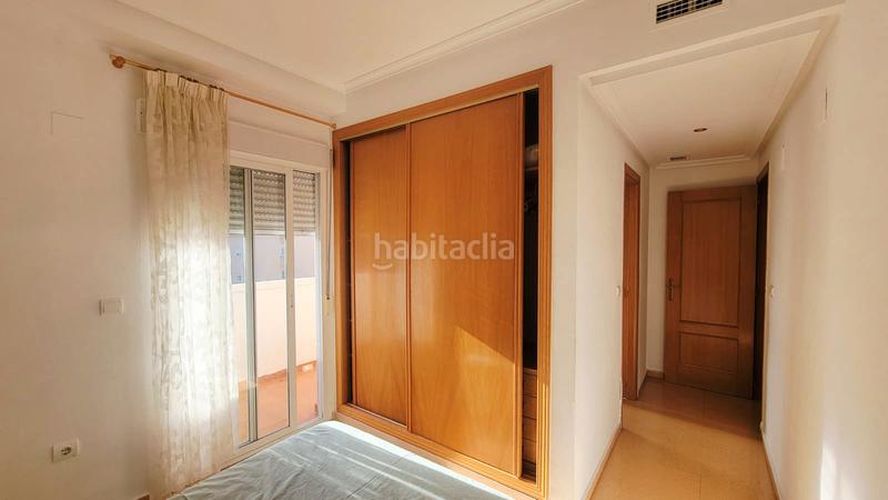 Foto b744a40a-04c0-4e26-a1c7-0c66915406f7. Alquiler piso alquiler todo el año en Playa de San Juan Alicante