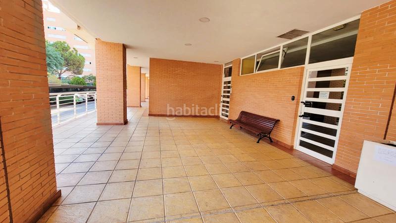 Foto d074bb63-3901-4726-86c0-a1bd00242c53. Lloguer pis amb calefacció aparcament piscina a Playa de San Juan Alicante