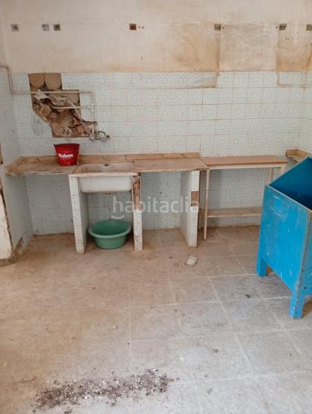 Foto 6a8ed8fc-7135-4f9b-becb-1ef95f4eaf1f. Casa adosada en carrer de castelar 13 casa en Villafranqueza en Alicante