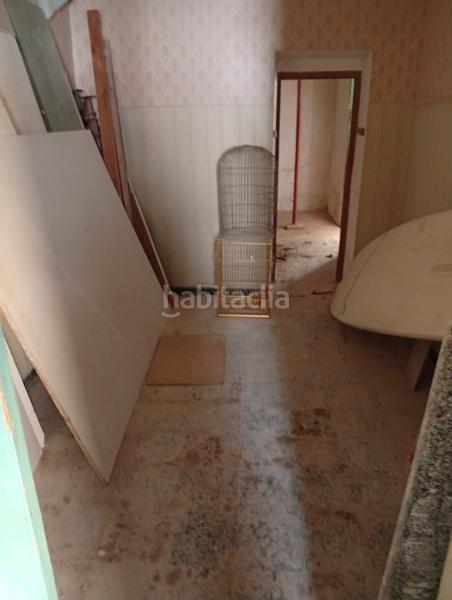 Foto d4c2738f-4ba8-428b-8a19-4a3a37d8c2c6. Casa adosada en carrer de castelar 13 casa en Villafranqueza en Alicante