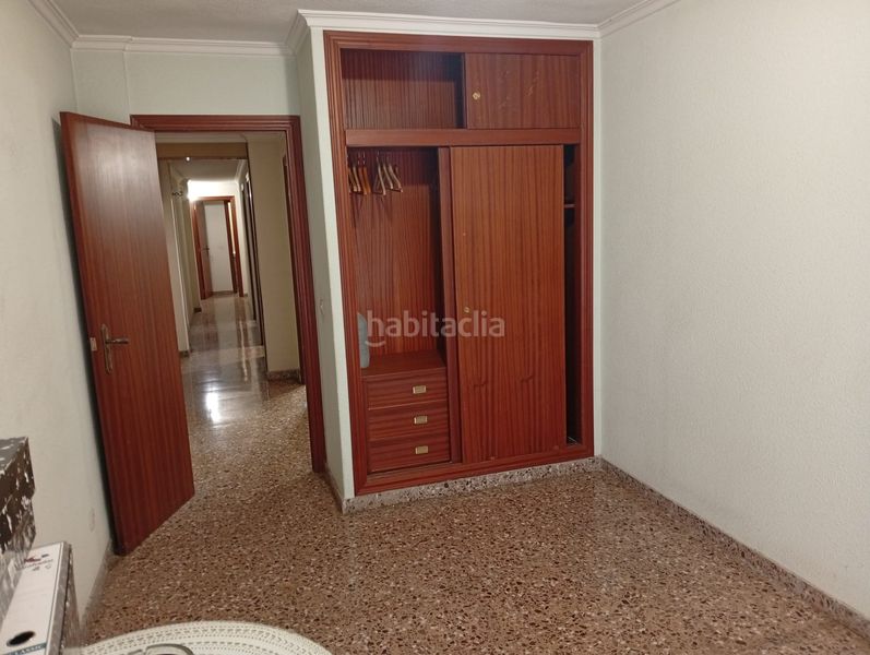 Foto 21674b53-7145-4a6e-8da3-3cedf2ca534c. Pis amb calefacció aparcament a Ensanche-Diputación Alicante