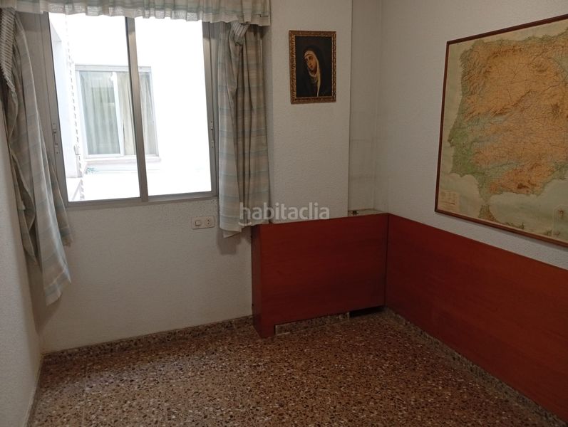 Foto 25d7ba27-9084-4fef-bb61-3463799b70de. Pis amb calefacció aparcament a Ensanche-Diputación Alicante