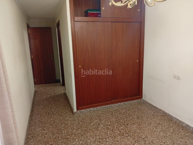 Foto 33661041-a7d5-403a-bf96-9f51af31e6c2. Pis amb calefacció aparcament a Ensanche-Diputación Alicante