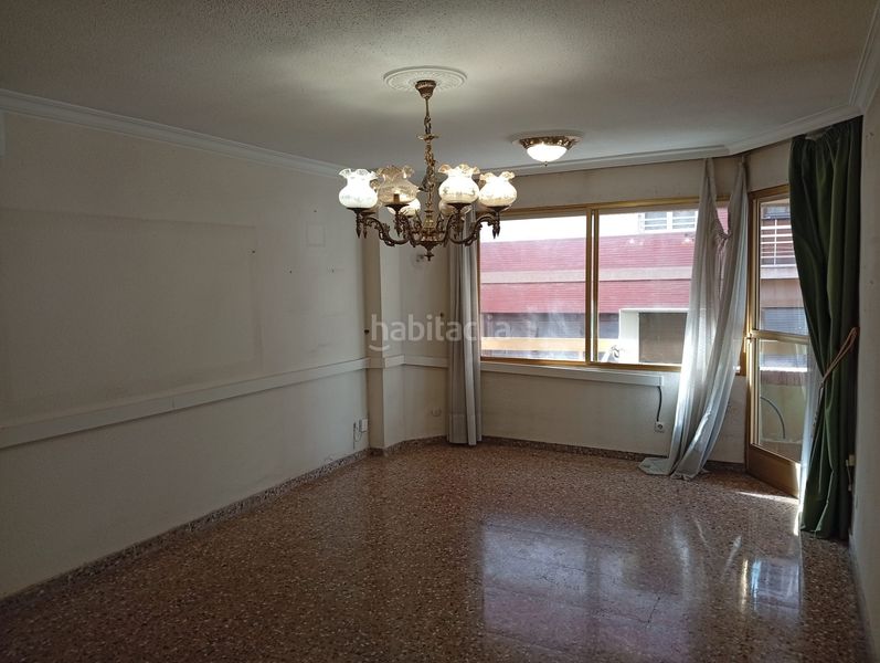 Foto 58b0e00c-b827-48e3-b588-08927331c96e. Pis amb calefacció aparcament a Ensanche-Diputación Alicante