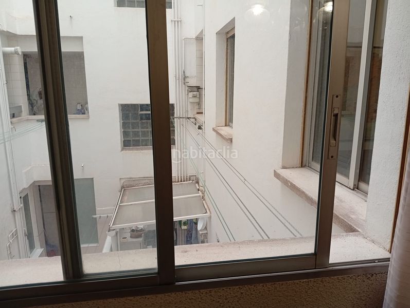 Foto aa3fd168-d068-4d0c-ba0e-387e5235fb4b. Pis amb calefacció aparcament a Ensanche-Diputación Alicante