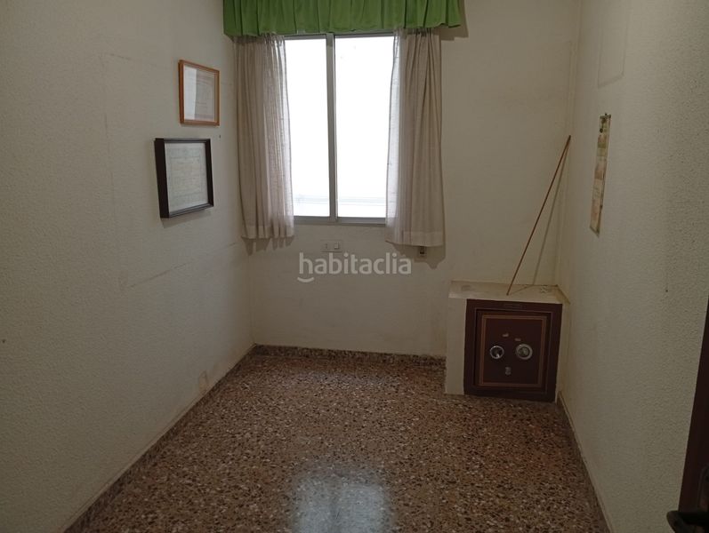 Foto f7ca2592-5b3d-45fd-af13-bee792effa72. Pis amb calefacció aparcament a Ensanche-Diputación Alicante