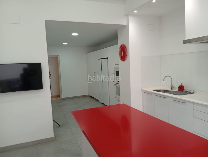Foto c7fc0fa7-9379-4f5e-a2b0-19ce3603da21. Dúplex a carrer de castelar 12 a Villafranqueza Alicante