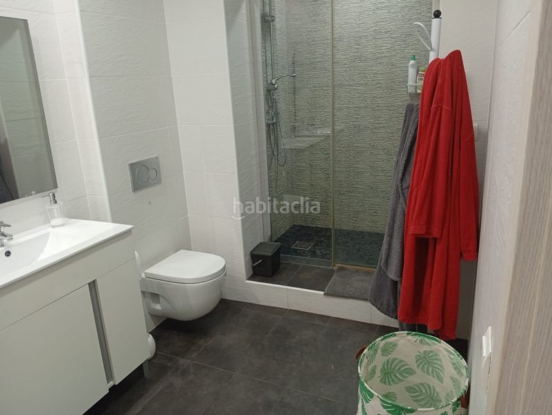 Foto e00789b2-eba3-4897-84d0-98842aa4950d. Dúplex a carrer de castelar 12 a Villafranqueza Alicante
