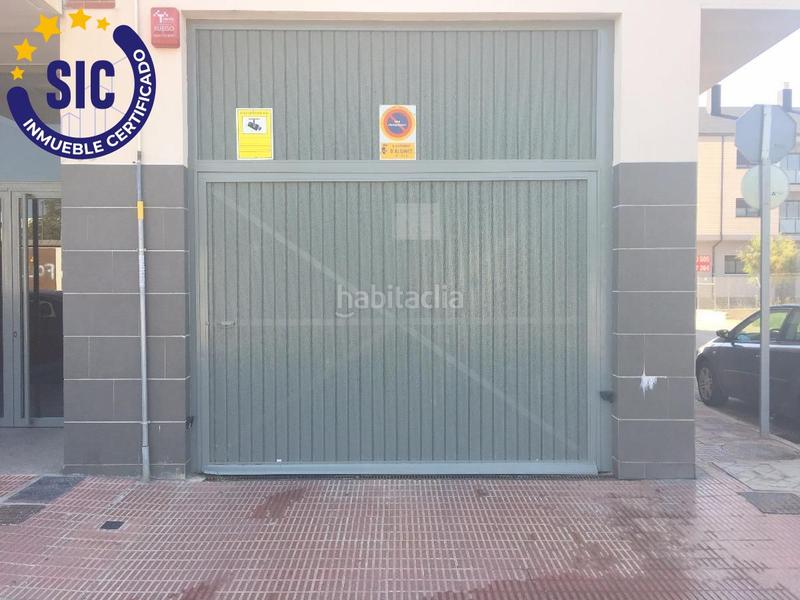 Foto f2f2f5d0-6c79-4506-9973-dc0914b21c9d. Flat with parking in Alginet