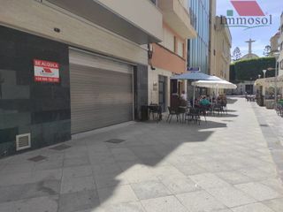 Lloguer Local Comercial en Algorfa. Local comercial centro almoradi- calle peatonal