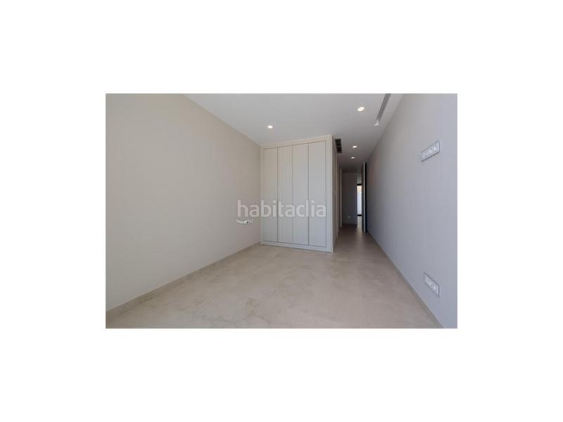 Foto 360efa6f-8692-4f01-b781-4255274bfe2c. Duplex avec parking piscine dans Playa Poniente Benidorm