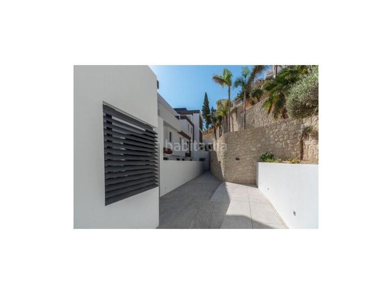 Foto 8118fab9-152b-4184-bc24-412aed3beb31. Duplex avec parking piscine dans Playa Poniente Benidorm