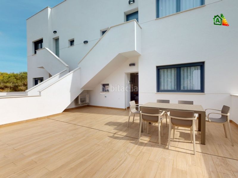 Foto f7f887f5-f84b-4ad5-be17-023c186450bd. Casa amb aparcament piscina a Los Balcones-Los Altos Torrevieja